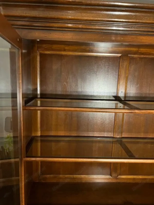 Biedermeier Vitrine Vitrinenschrank SELVA Buffet Landhaus Bauernschrank Nussbaum Gründerzeit Schrank Bild 9