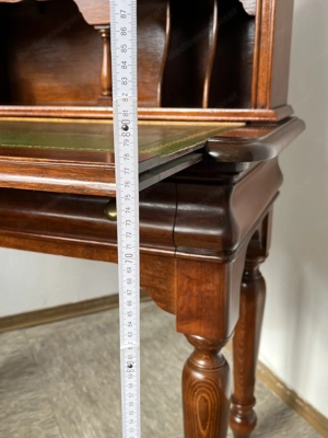 Schreibtisch Nussbaum Stilmöbel Bild 8