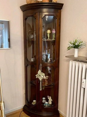 Biedermeier Vitrine Eckvitrine Barock Schrank Nussbaum Massiv Landhaus Möbel Empire zweitürig  Bild 2