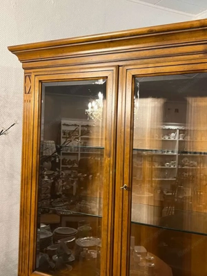 Biedermeier Vitrine Selva Italienische Möbel Landhaus Barock Geschirrschrank Nussbaum Schrank Louis  Bild 3