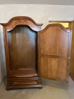 Biedermeier Schrank Dielenschrank Barock Biedermeier Kirschbaum Stilmöbel  Bild 4