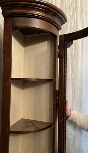 Biedermeier Vitrine Eckvitrine Nussbaum Landhaus Bild 7