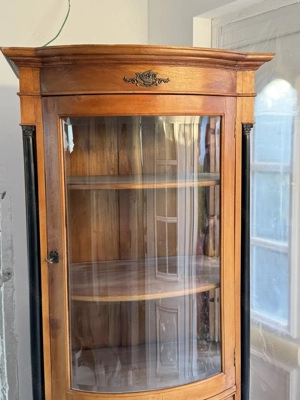 Biedermeier Vitrine Stilmöbel Massivholz Lieferung möglich Bild 2
