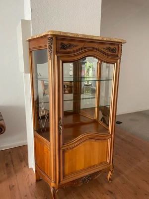 Vitrine Biedermeier Stil mit Marmorplatte Lieferung möglich