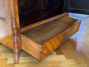 Vitrine Biedermeier Lieferung möglich Bild 10