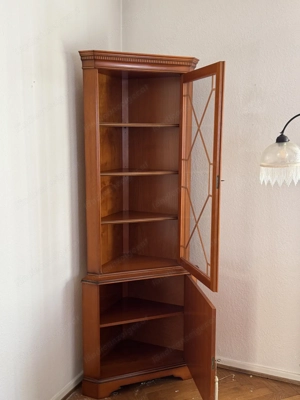 Vitrine Eckschrank aus Eibe Biedermeier Eibe englischer Stil Bild 7