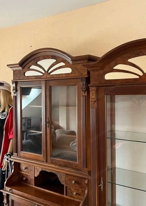 Gründerzeit Vitrine Nussbaum Stilmöbel Biedermeier Barock Schrank Louis XV Empire Nussbaum Sekretär Bild 2
