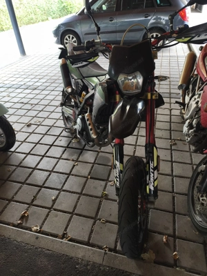 Motorrad Fantic 125 ccm  Bild 3