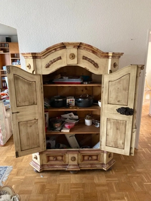 Bauernschrank Schrank Landhaus Bauernmöbel Bild 3