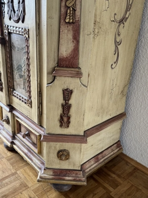 Bauernschrank Schrank Landhaus Bauernmöbel Bild 6