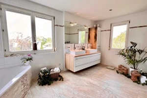 Schöne Loftwohnung mit Garage, Balkon und Sonnenterrasse Bild 4