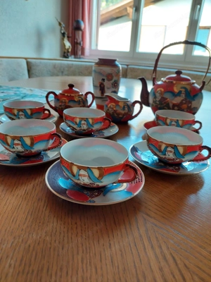 Japanisches Teeservice