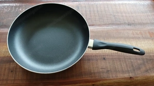 Pfanne beschichtet