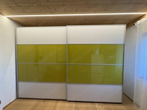 Schwebetürenschrank 3mx2,20x0,6 Bild 2