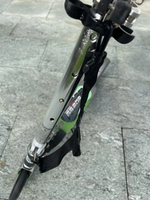 Faltbarer Aluminium Scooter Hudora grün Bild 5