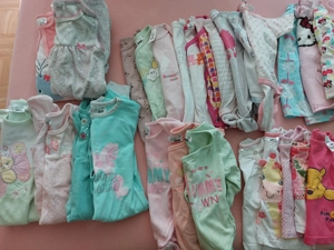 XXL Kleidungspaket Gr 62-68 Bild 2