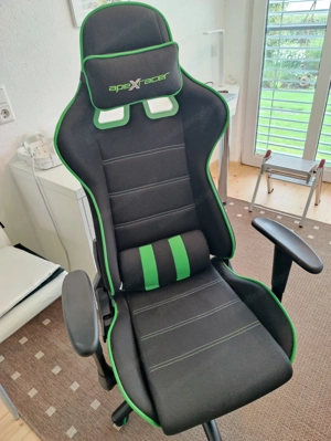 Bürostuhl neuwertig mit hoher Lehne