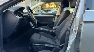 VW Passat Bild 11