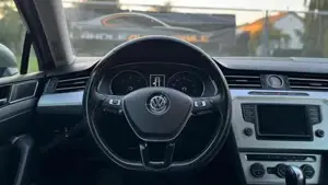VW Passat Bild 9