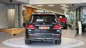 Mercedes-Benz E 350 Bild 6