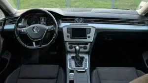 VW Passat Bild 8
