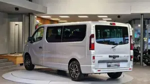 Opel Vivaro Bild 6