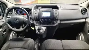 Opel Vivaro Bild 16