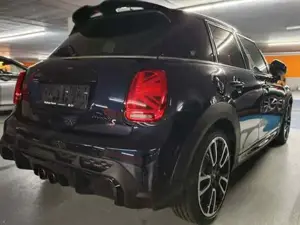 MINI Mini F55 Bild 2