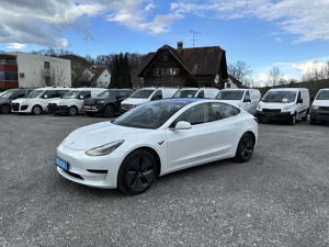 Tesla Model 3 *Erst Besitz* Limousine