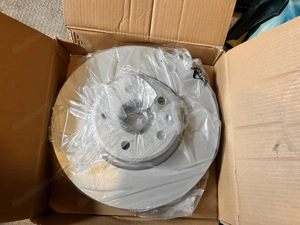 Bosch Bremsscheiben neu   Audi A4 Avant 2014 Quattro (Vorderachse)