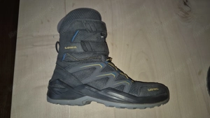 Neuwertige LOWA Winterstiefel für Jungen, Größe 40, Gore Tex Bild 2