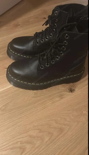 Dr. Martens Stiefel