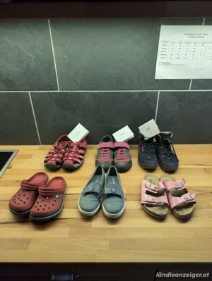 32 Kinderschuhe