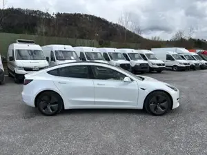 Tesla Model 3 Bild 4