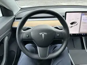 Tesla Model 3 Bild 13