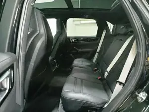 Porsche Cayenne Bild 11
