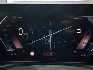 BMW i4 eDrive35 M-Paket // Anhängerkupplung // Panoramadach Bild 9