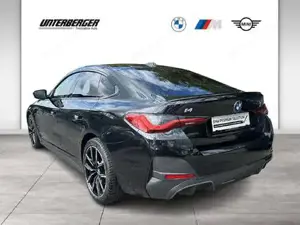 BMW i4 eDrive35 M-Paket // Anhängerkupplung // Panoramadach Bild 4