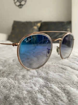 Verkaufe meine original Ray-Ban Brille in sehr gutem Zustand. Bild 3