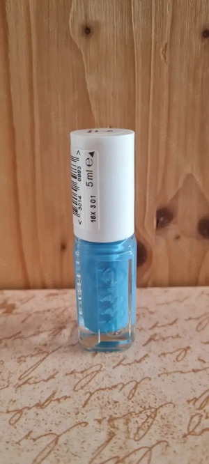 Essie Nagellack (bikini so teeny) Bild 2