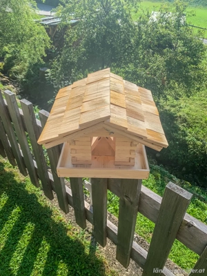 Vogelhäuschen   Futterhäuschen Bild 3