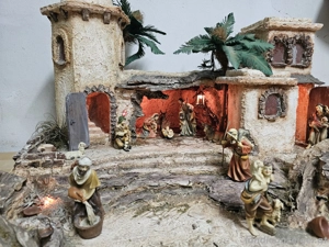 Orientalische Krippe  Bild 3