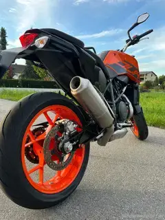 Ktm Duke 690  Bild 10