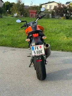 Ktm Duke 690  Bild 9