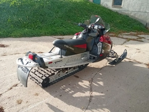 Polaris 750 Turbo, Skidoo, 4-Takt, Schneemobil Bild 2