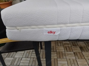 Marken-Matratze 200x90, sehr gut erhalten, günstig abzugeben Bild 3