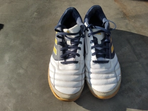 ADIDAS Hallenschuhe Bild 3