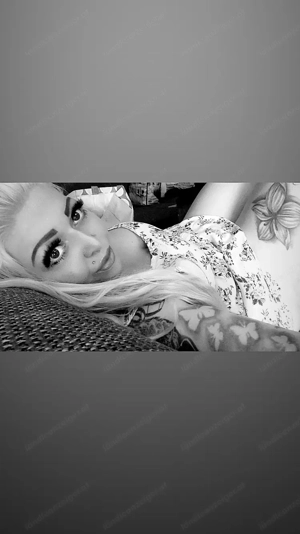 Deutsche Milf bietet Cam, Videos, Chat, Wäsche uvm.