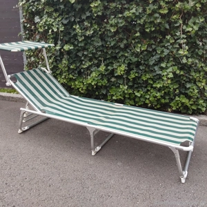 Liegestuhl   ( 2 Stück ) je 15  