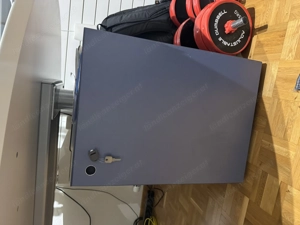 Schreibtisch gegen Abholung Bild 3